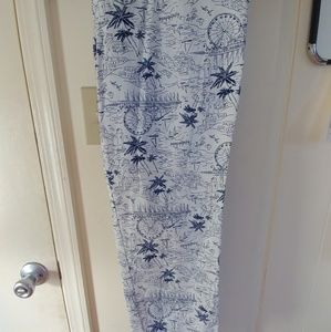 Old Navy Pixie ankle pants NWOT